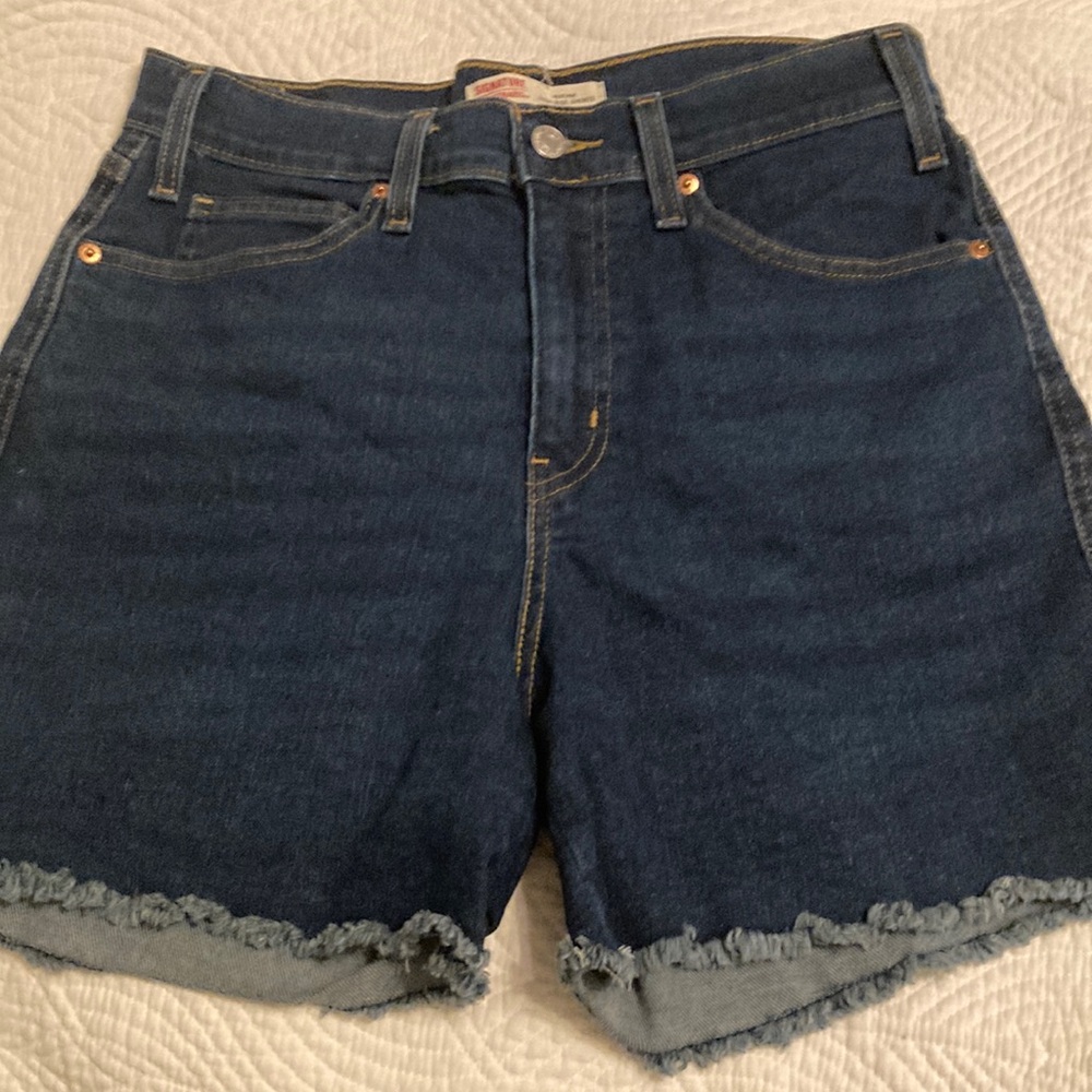 Denim Blue Levi  signature Women's Shorts